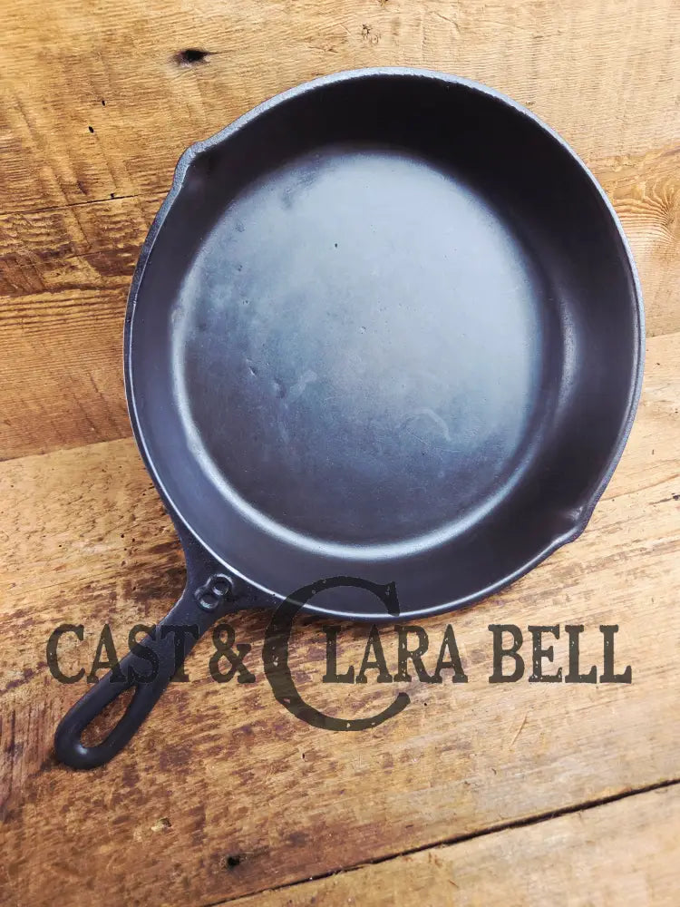 PRICED TO SELL! Great daily user Mystery #8 Skillet with Heat Ring and X Makers Mark. Handles beautifully Skillet