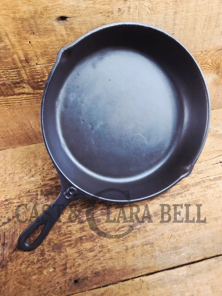 PRICED TO SELL! Great daily user Mystery #8 Skillet with Heat Ring and X Makers Mark. Handles beautifully Skillet