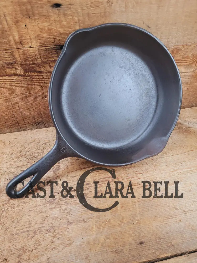 Priced To Sell! Great Saute Skillet! 1930โS Wagner Ware #6 Cast Iron Skillet 1056 T