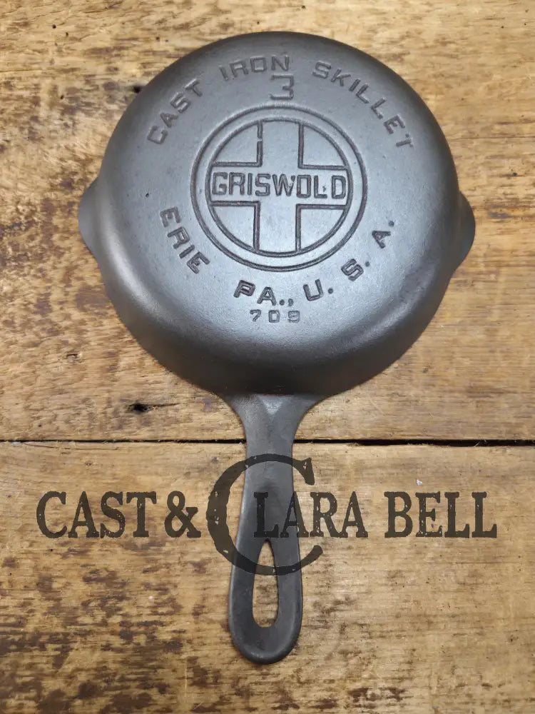 Priced to Sell!! Griswold #3 Skillet with Large Block Logo and Smooth Bottom 709 Skillet
