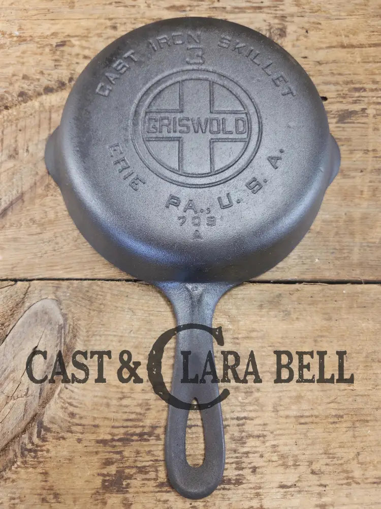 Priced to Sell!! Griswold #3 Skillet with Large Block Logo and Smooth Bottom 709 A Skillet