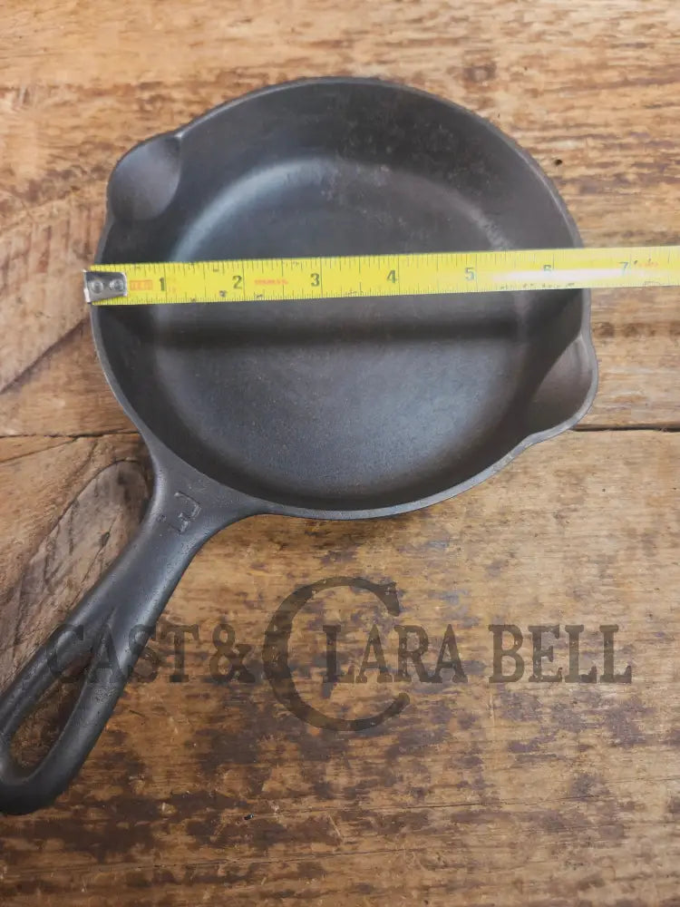 Priced to Sell!! Griswold #3 Skillet with Large Block Logo and Smooth Bottom 709 A Skillet