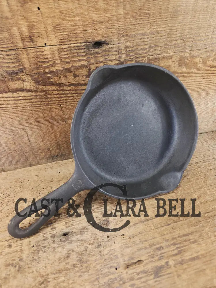 Priced to Sell!! Griswold #3 Skillet with Large Block Logo and Smooth Bottom 709 A Skillet