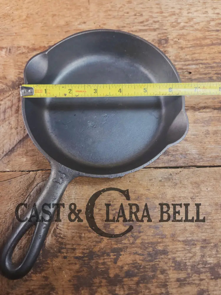 Priced to Sell!! Griswold #3 Skillet with Large Block Logo and Smooth Bottom 709. Great first skillet! Skillet