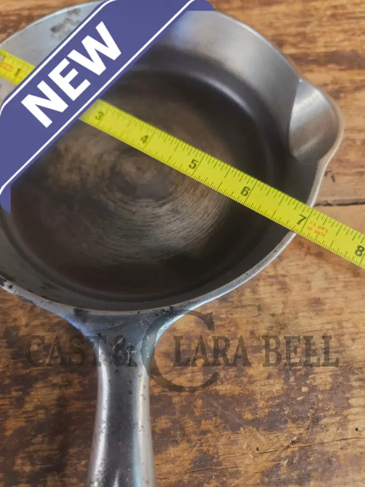 Priced To Sell! Griswold #4 Cast Iron Skillet with Large Block Logo 702 A - Skillet