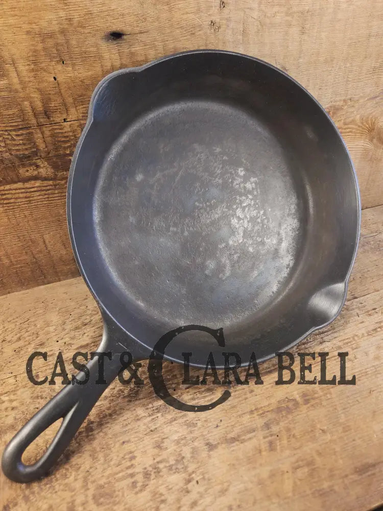Priced to Sell! Griswold #7 Skillet with Large Block Logo and Smooth Bottom 701. See description Skillet