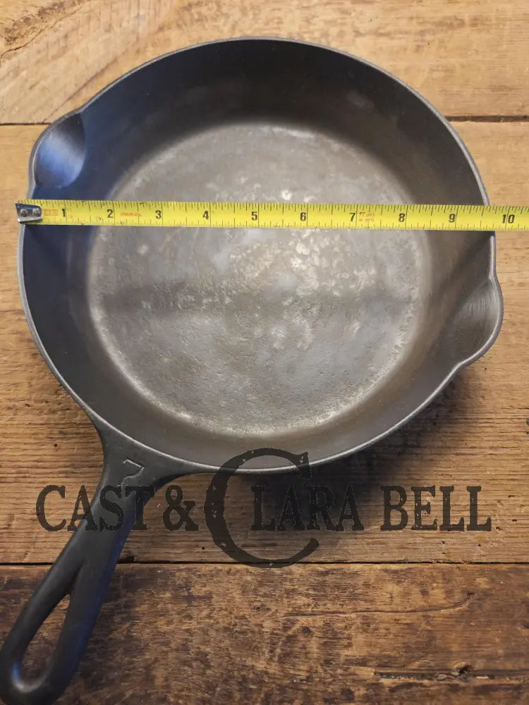 Priced to Sell! Griswold #7 Skillet with Large Block Logo and Smooth Bottom 701. See description Skillet