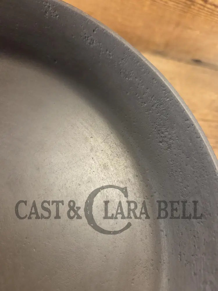 Priced to Sell! Griswold #8 Cast Iron Skillet with Heat Ring 755. Similar to the Victor design. Great pan! Skillet