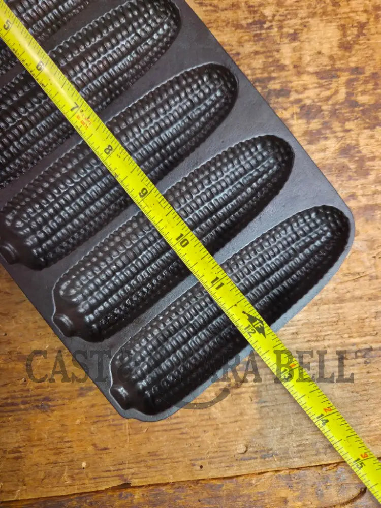 Priced to sell Griswold No. 273 Crispy Corn Stick Cast Iron Pan Bakeware