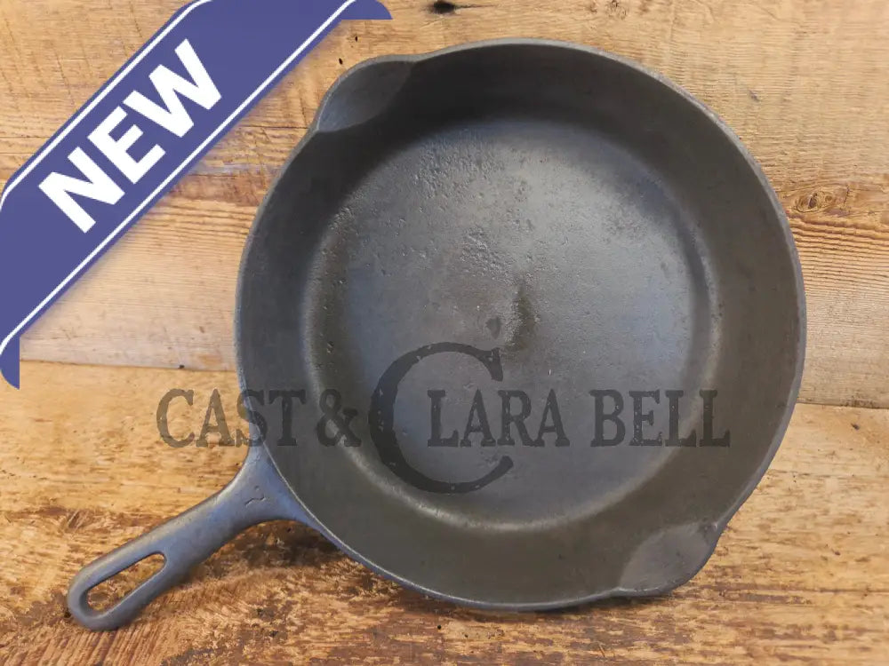 Priced to Sell: Griswold No. 7 Cast Iron Skillet with Small Block Logo and Grooved Handle 701 - Skillet
