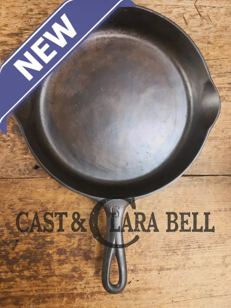 Priced to Sell Hard to Find 1920βs Griswoldβs Victor #6 Skillet with Heat Ring Fully Marked 697 Skillet