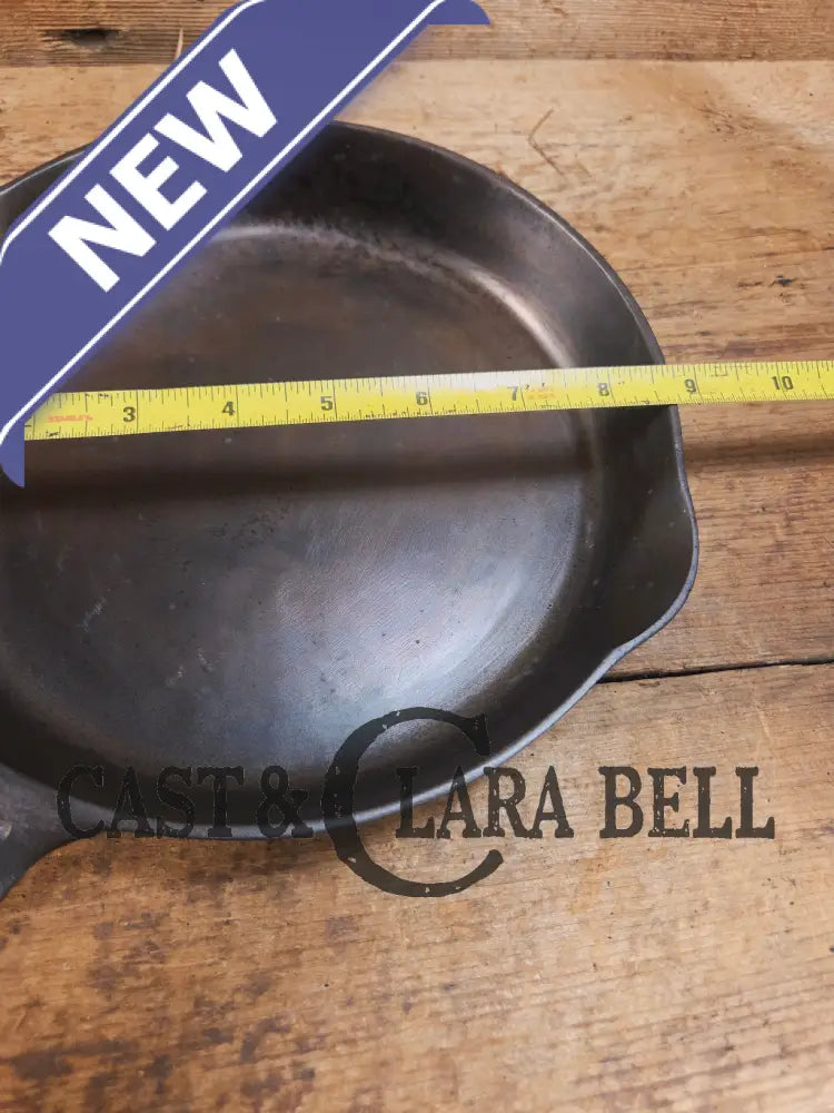 Priced to Sell Hard to Find 1920βs Griswoldβs Victor #6 Skillet with Heat Ring Fully Marked 697 Skillet