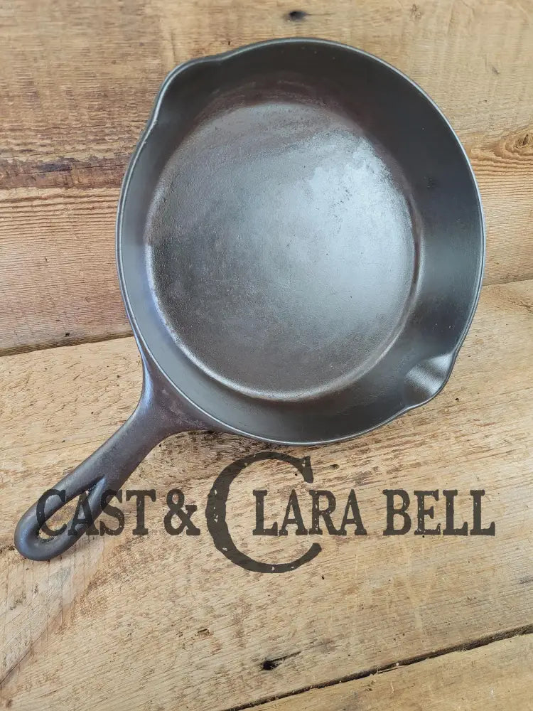 Priced to Sell! Harder to find 1920βs era Stylized logo Wagner Ware #7 Cast Iron Skillet #7A. Great saute skillet