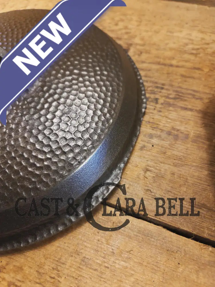 Priced to Sell SEE LISTING. Hard to find 1930’s Hammered finish Griswold No. 8 cast iron skillet 2008 with matching