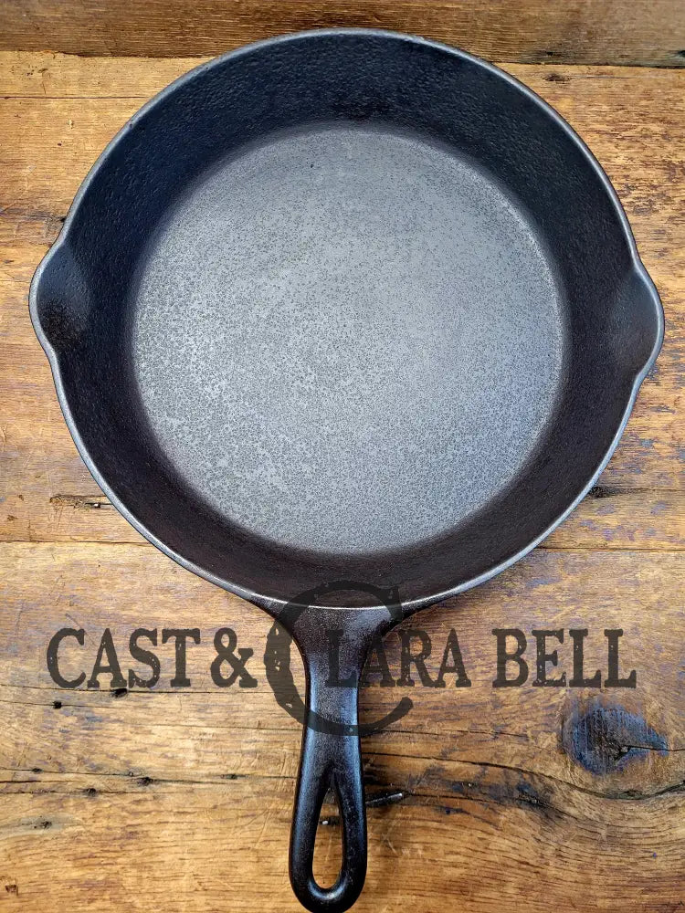 Priced To Sell! See Pics And Description! Early 1900βS Wagner Ware #8 Arc Straight Logo Cast Iron