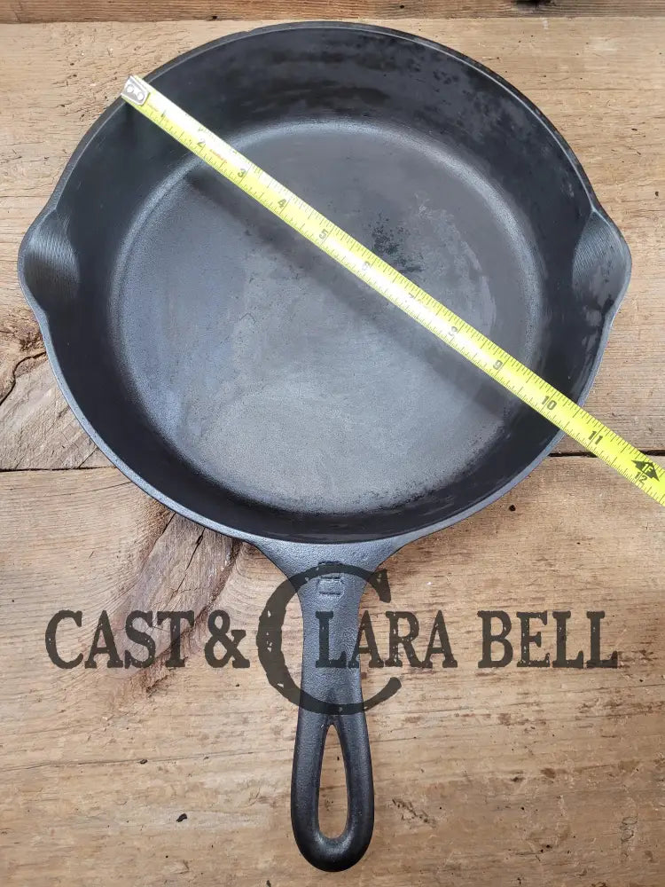 Priced To Sell! The Classic 1920’S Griswold #8 Skillet With Large Block Logo And Smooth Bottom