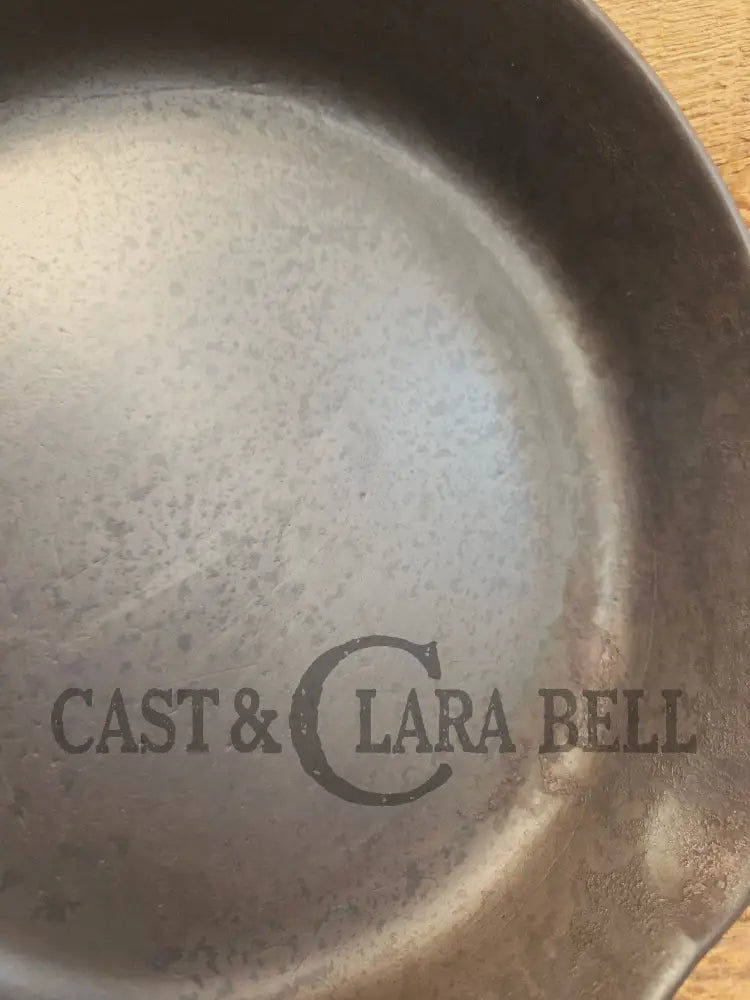 Priced to Sell! The Classic 1930’s Era Wagner Ware Sidney -O- #8 Skillet Stylized Logo 1058 I - Skillet