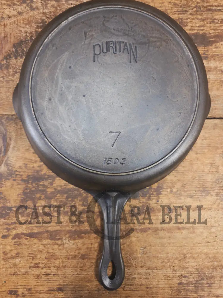 Priced to Sell. The Classic #7 Griswold made Puritan No. 7 cast iron skillet w Heat Ring. 1503 (Copy) - Skillet