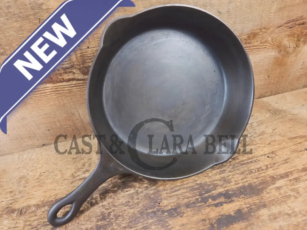 Priced to Sell. The Classic #7 Griswold made Puritan No. 7 cast iron skillet w Heat Ring. 1503 (Copy) - Skillet