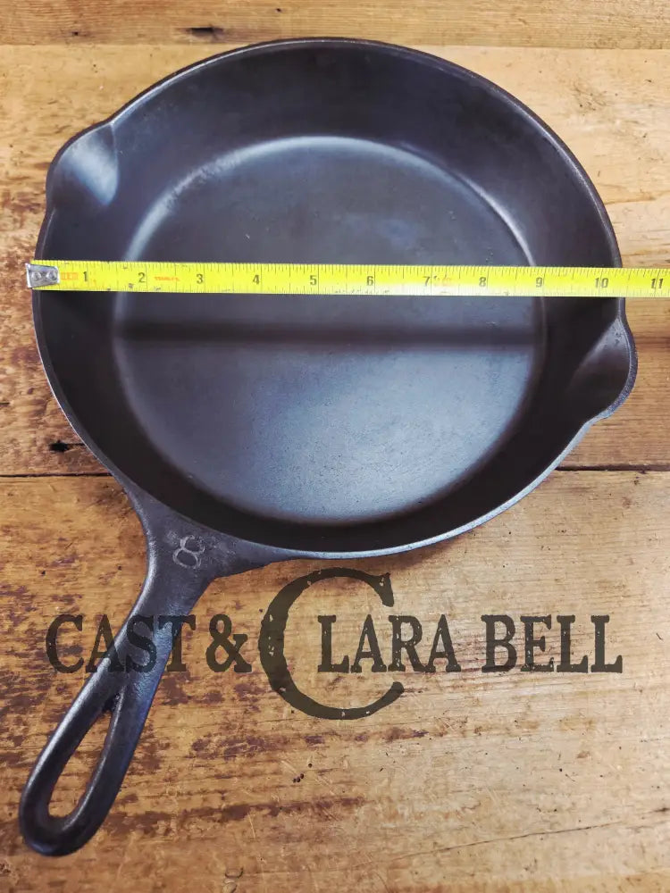 Priced to Sell! THE Classic early vintage 1910’s Griswold #8 Skillet with Slant Logo Erie PA USA 704 E Skillet