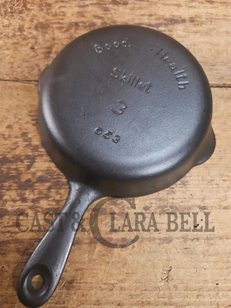 Priced to Sell! Unique every day Griswoldβs Good Health #3 βEggβ Skillet 653 Skillet