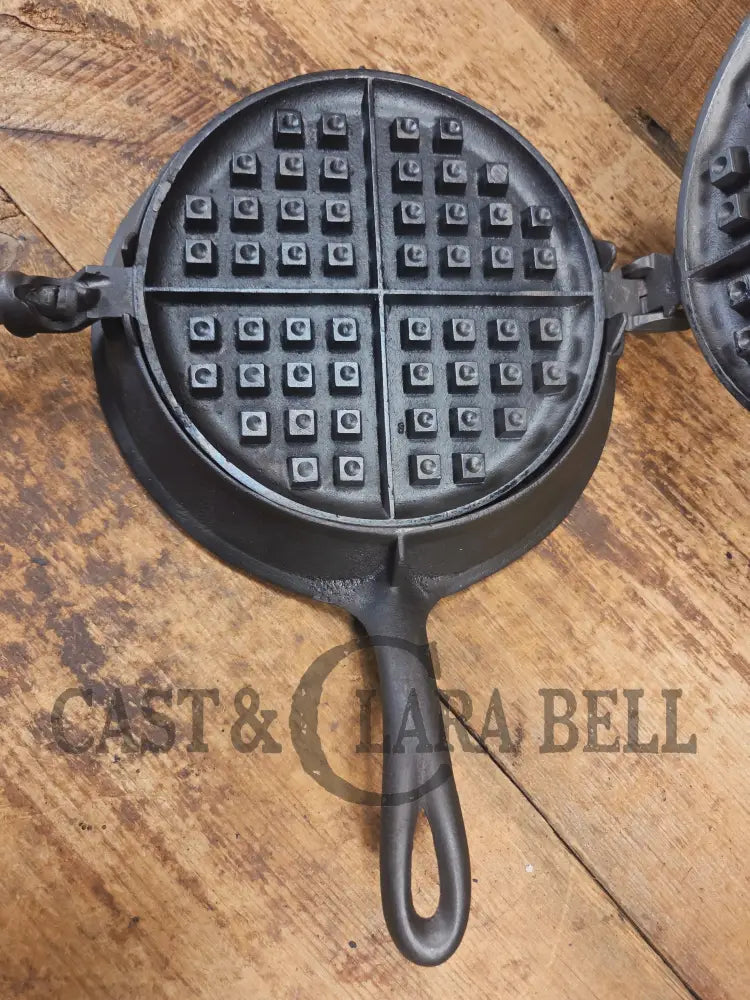 Rare 1890’s Schreiber & Conchar waffle iron that’s unusual! Not many of these 8-9’s around! - Waffle Iron