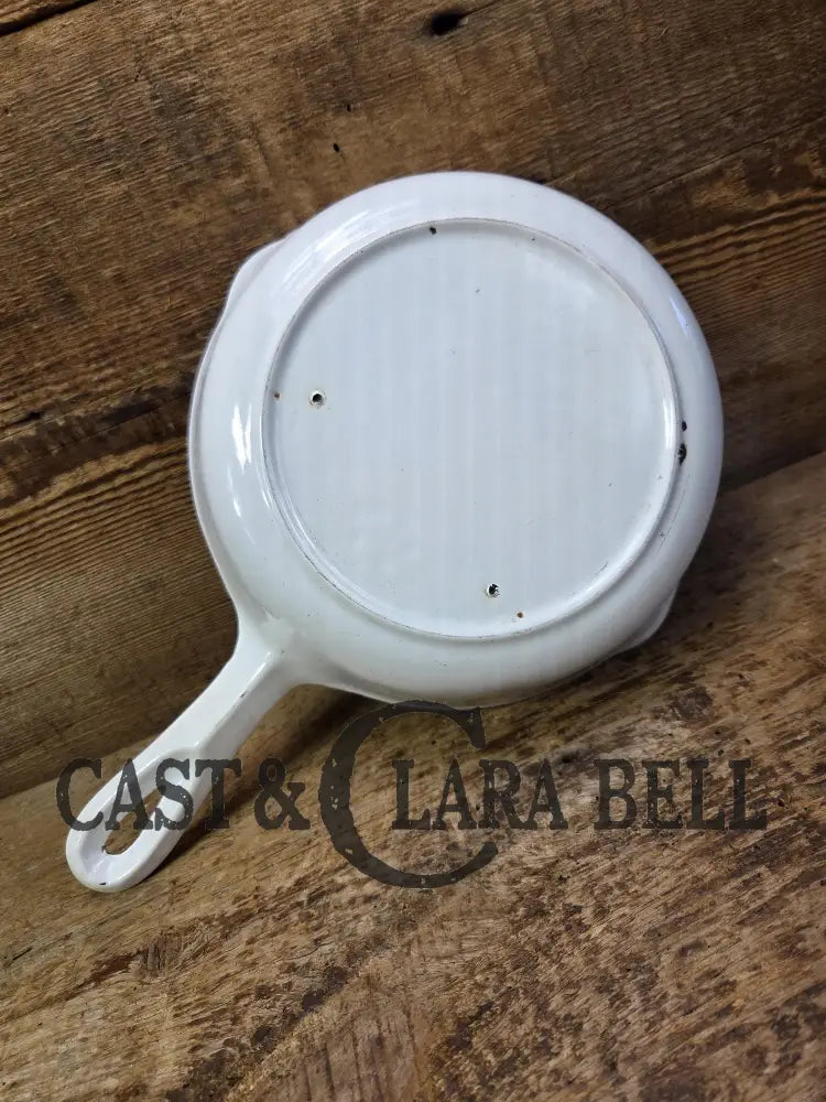 Rare and Cool story! White enameled BSR Red Mountain Series #5 Skillet with Heat Ring. Finished in the 70’s by a third