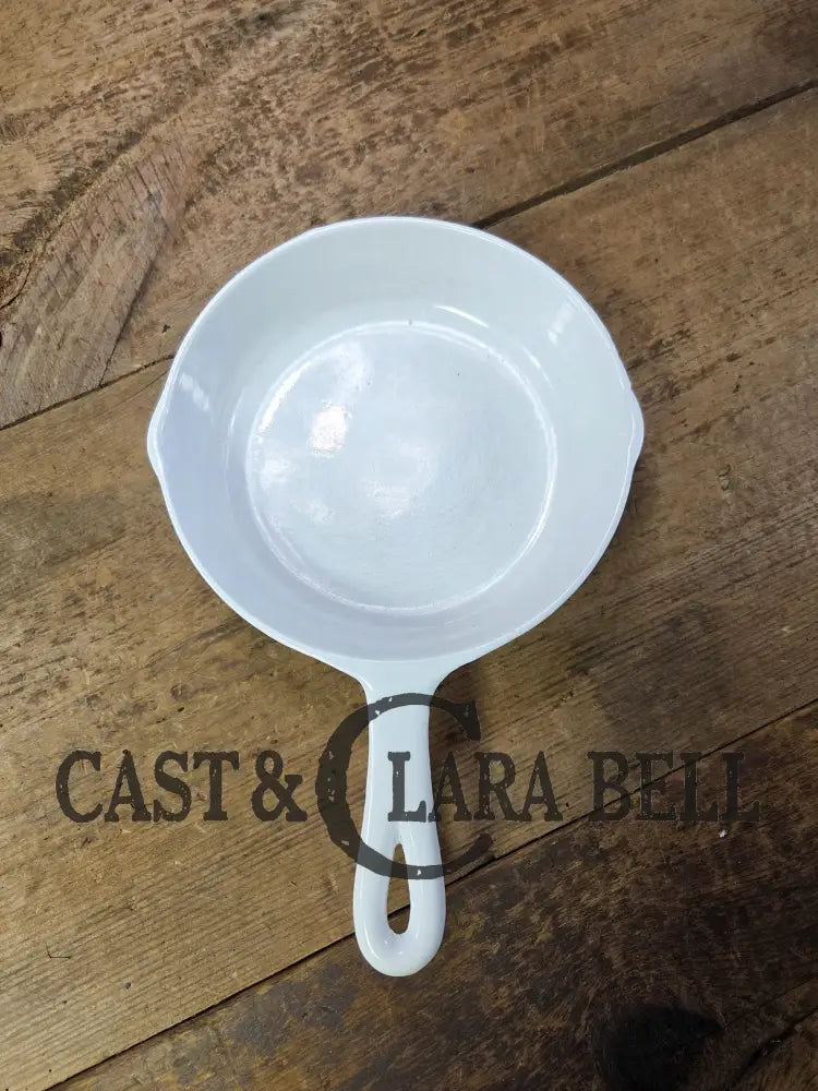 Rare and Cool story! White enameled BSR Red Mountain Series #5 Skillet with Heat Ring. Finished in the 70’s by a third