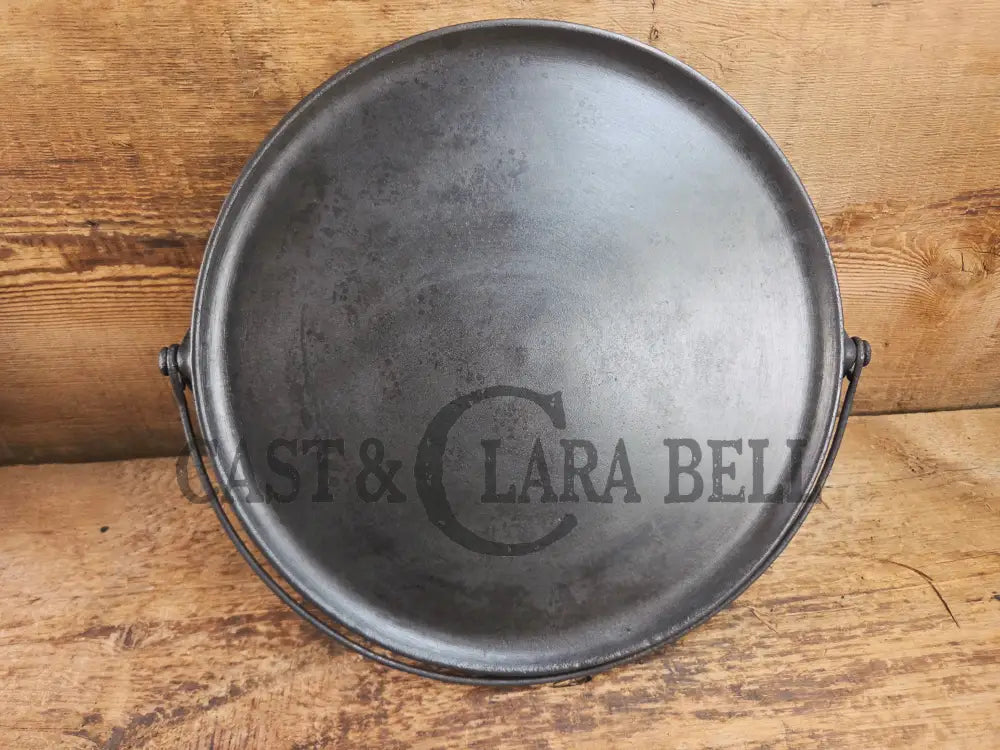 Rare find! 1890’s Griswold’s Erie #12 Bailed Round Cast Iron Diamond Logo Griddle. Very hard to find! Griddle