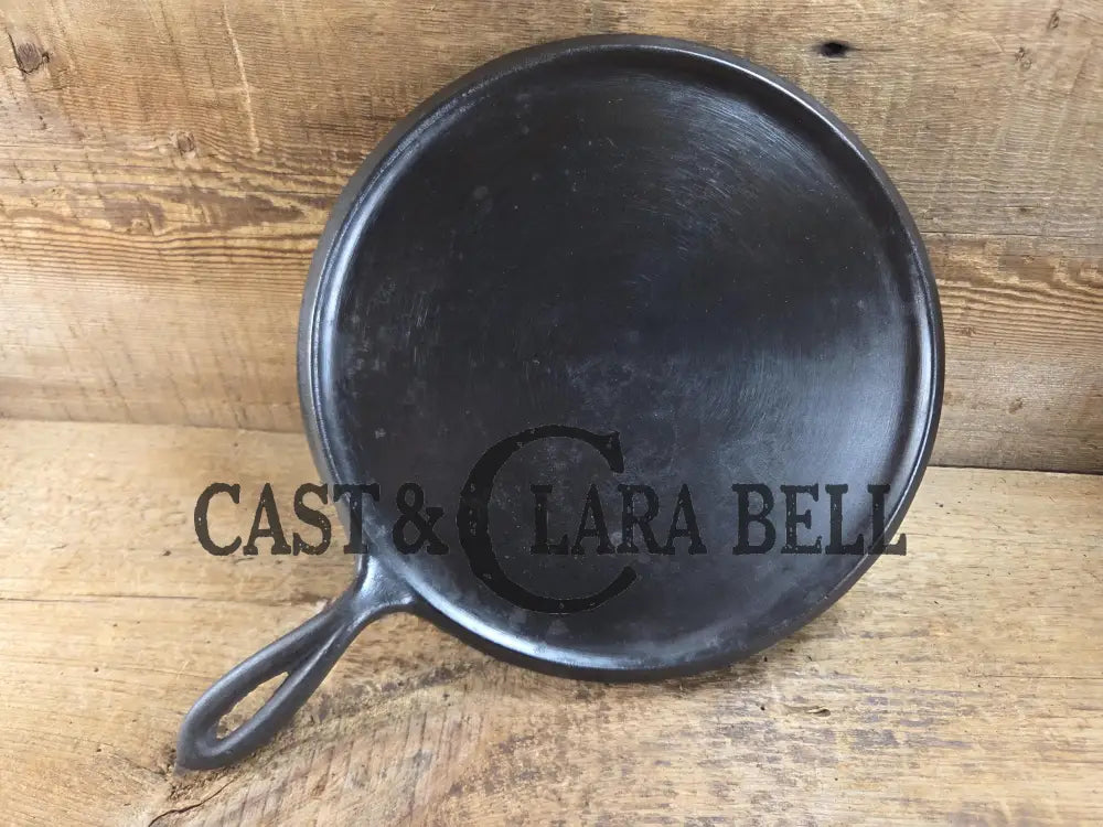 Rare find! 1890’s Griswold’s Erie #9 Cast Iron Diamond Logo Griddle. This was a very limited style. Gorgeous! Griddle