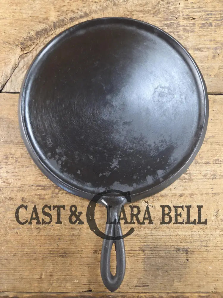 Rare find! 1890’s Griswold’s Erie #9 Cast Iron Diamond Logo Griddle. This was a very limited style. Gorgeous! Griddle