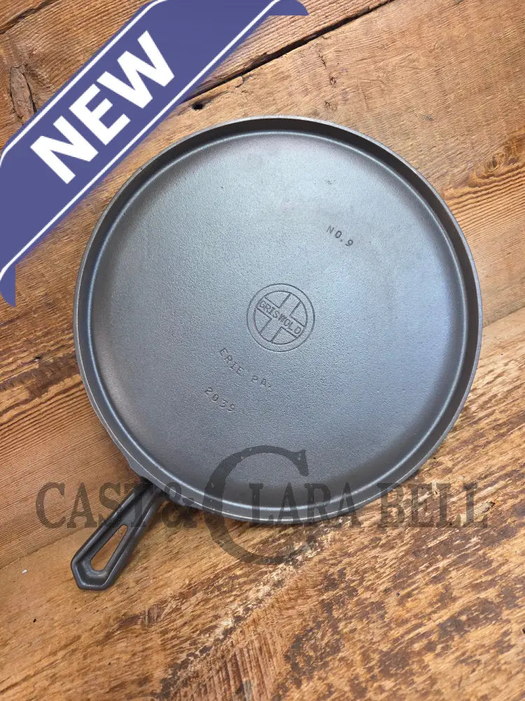 Rare treasure! Griswold hammered #9 Round Griddle. The gift for someone special - Griddle