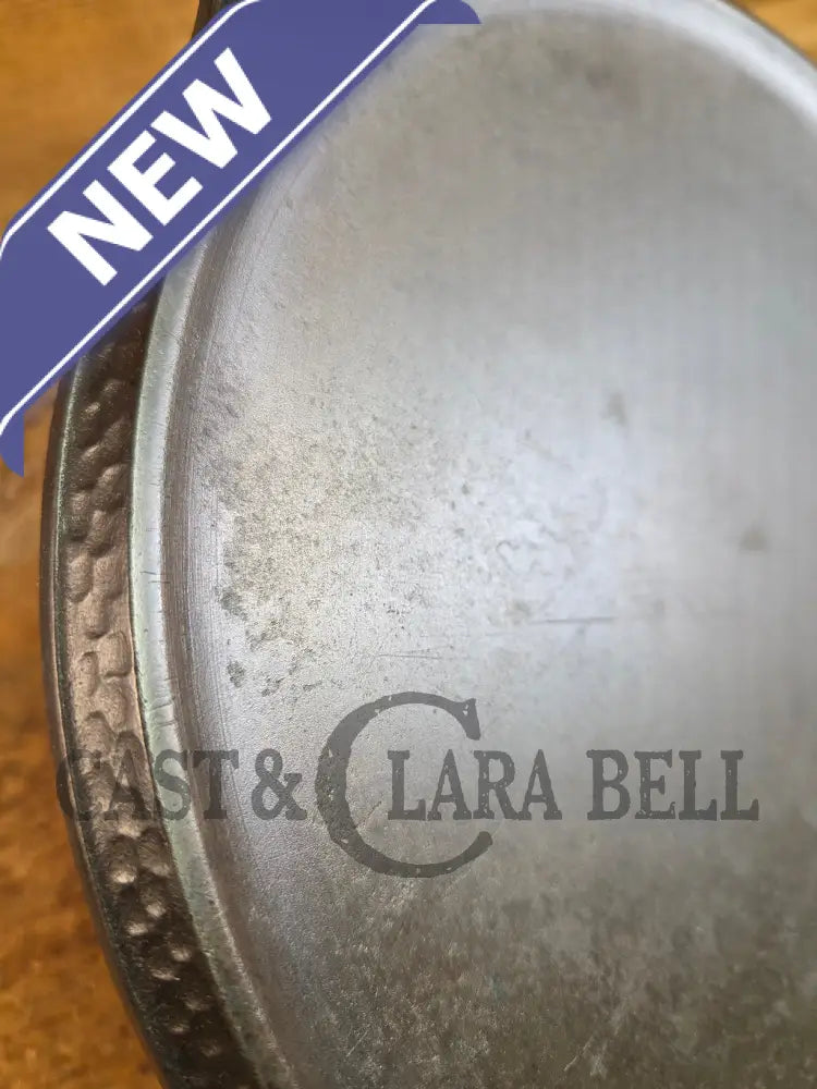 Rare treasure! Griswold hammered #9 Round Griddle. The gift for someone special - Griddle