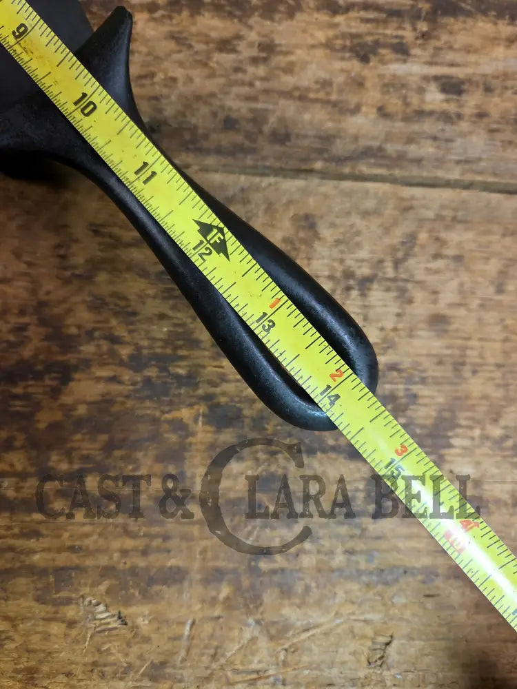 Show stopper. Custom made one of a kind Griswold Erie 2nd Series TAMPER Makers Mark! A high value collectors pan kept