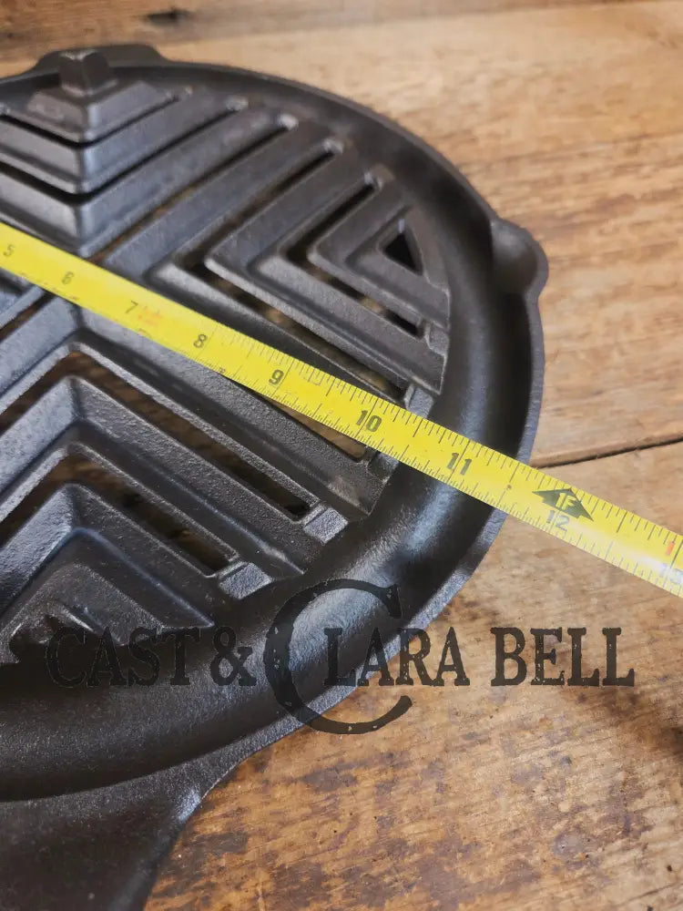 Show stopper! Hard to find Complete Griswold Double Broiler! Amazing piece of Americana! Perfect for searing by the