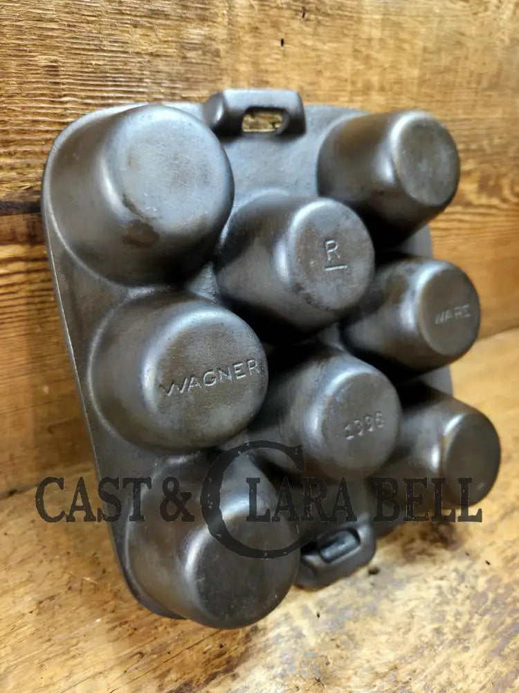 Sleek and elegant! 1930’s Wagner Ware 8 cup Popover Pan 1336 ’R’. Restored and Ready to bake delicious desserts! SC24