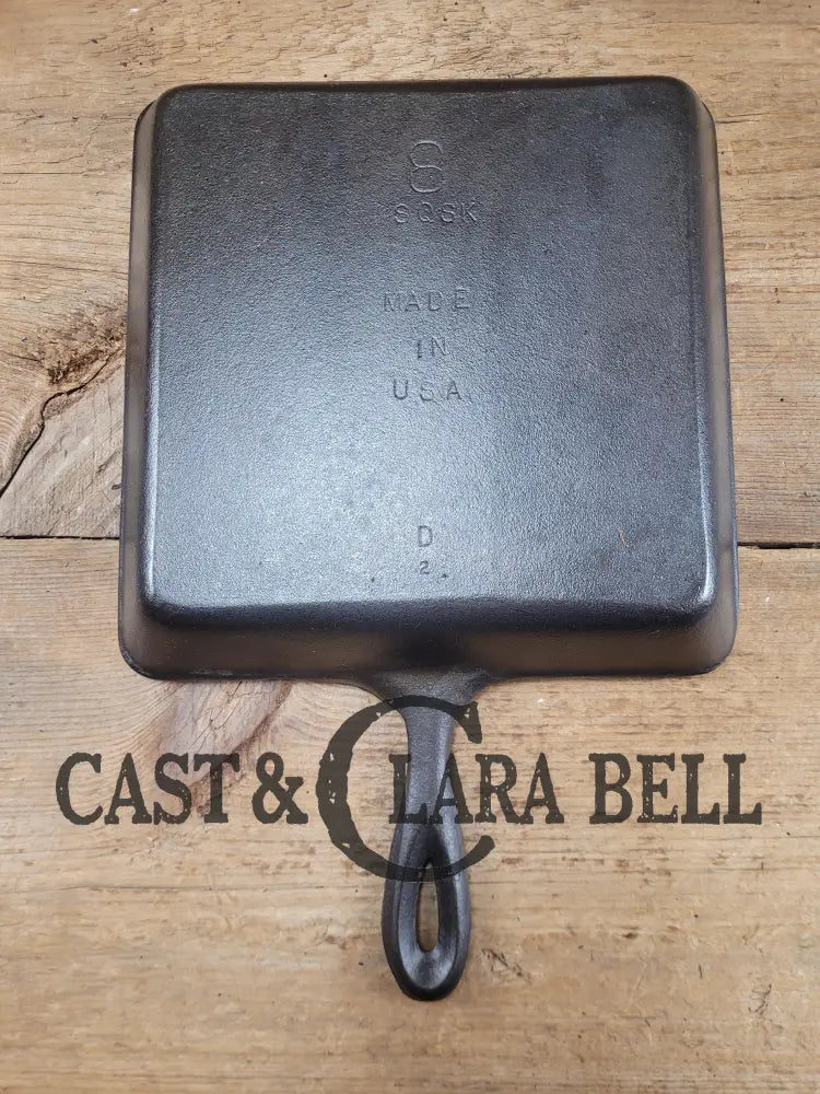Sleek And Elegant Mid 1900βS Lodge Square Cast Iron Skillet. Sqsk #8 Markings. Versatile Pan For