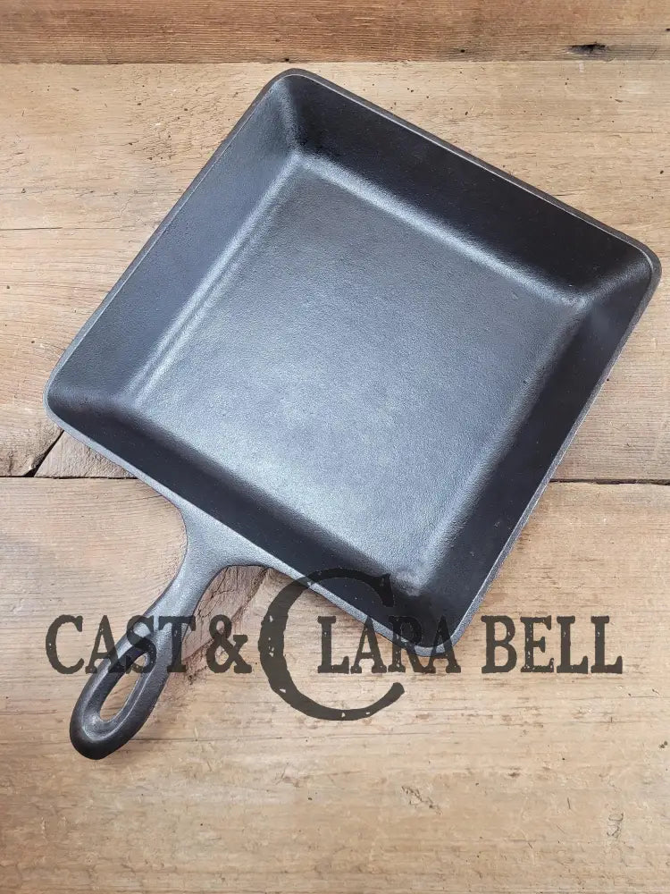 Sleek And Elegant Mid 1900βS Lodge Square Cast Iron Skillet. Sqsk #8 Markings. Versatile Pan For