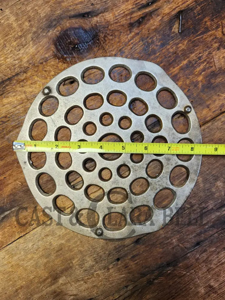 Priced To Sell! (Small Crack) Plated Wagner Ware Drip Drop Trivet For #8 Dutch Oven Ovens & Kettles