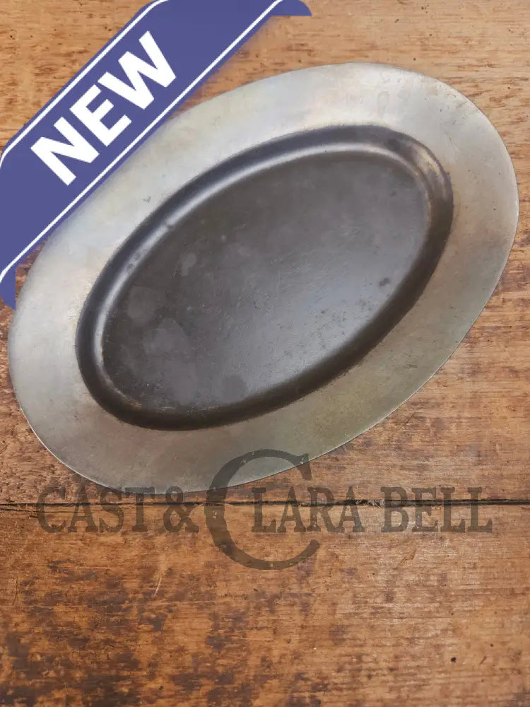 So cool & not common! Griswold #848 ’Steak Platter’. Very cool for the dinner table - Skillet