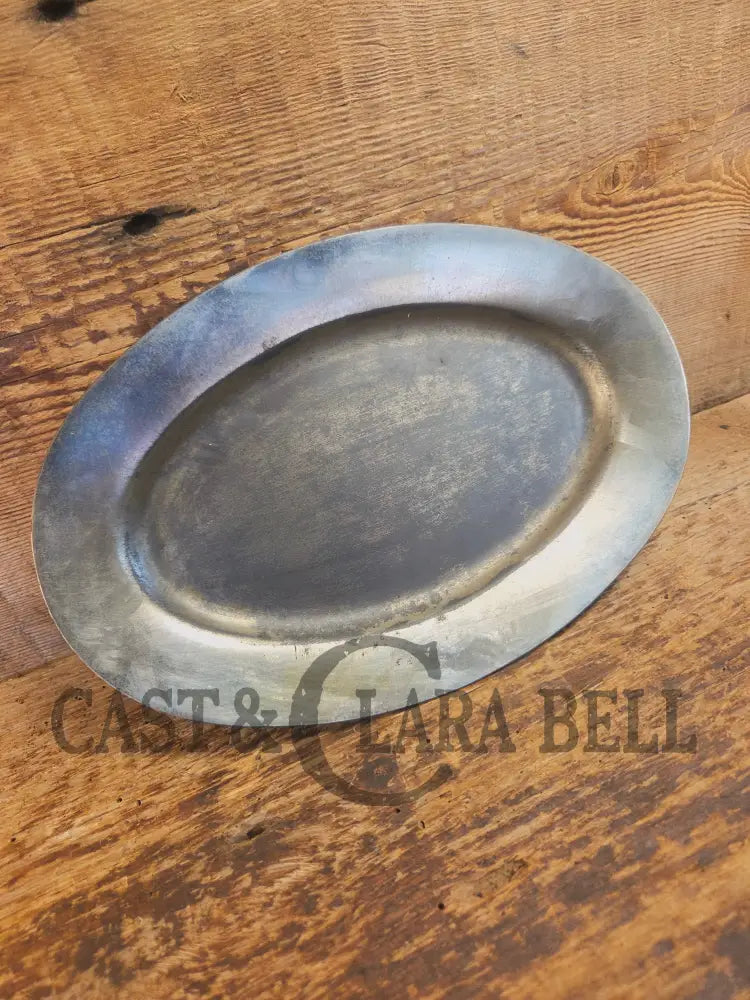 So cool & not common! Griswold #848 βSteak Platterβ. Very cool for the dinner table - Skillet