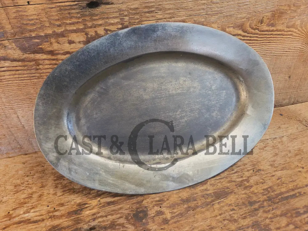 So cool & not common! Griswold #848 βSteak Platterβ. Very cool for the dinner table - Skillet