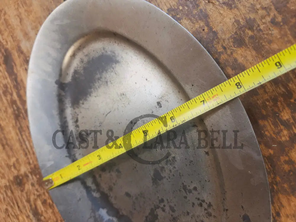 So cool & not common! Griswold #849 Size 9 βSteak Platterβ. Very cool for the dinner table - Skillet