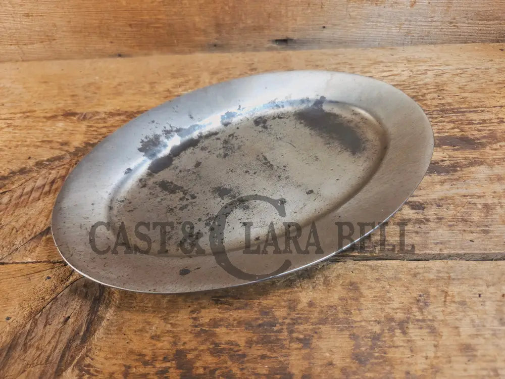 So cool & not common! Griswold #849 Size 9 βSteak Platterβ. Very cool for the dinner table - Skillet