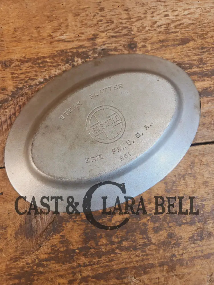 So cool & not common! Griswold #851 Size 10 ’Steak Platter’. Very cool for the dinner table (Copy) - Skillet