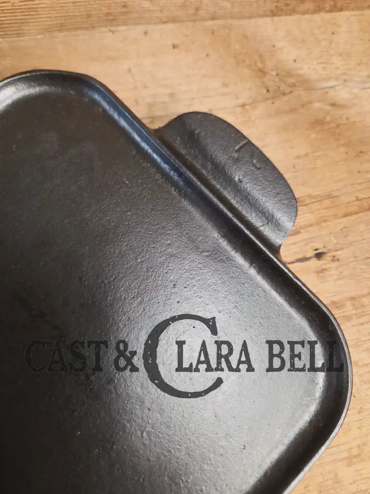 So elegant & awesome! 1920βs Griswold #7 Cast Iron Long Griddle Slant Block Logo ERIE 744. Perfect size for the