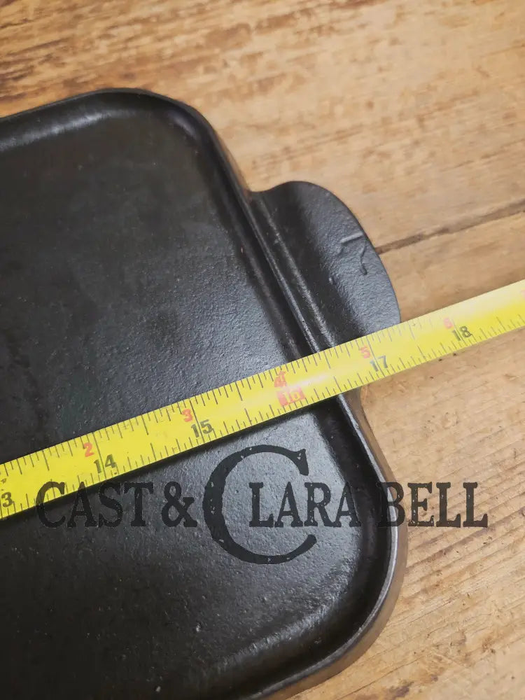 So elegant & awesome! 1920βs Griswold #7 Cast Iron Long Griddle Slant Block Logo ERIE 744. Perfect size for the
