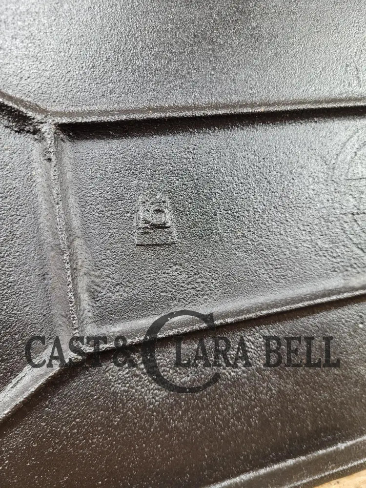 So Elegant & Awesome Blob Makers Mark! 1920βS Griswold #7 Cast Iron Long Griddle Slant Block Logo