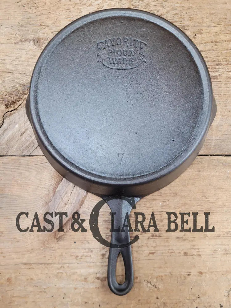 So Unique! 1930’S Favorite Piqua Ware #7 Cast Iron Skillet Smiley Logo.