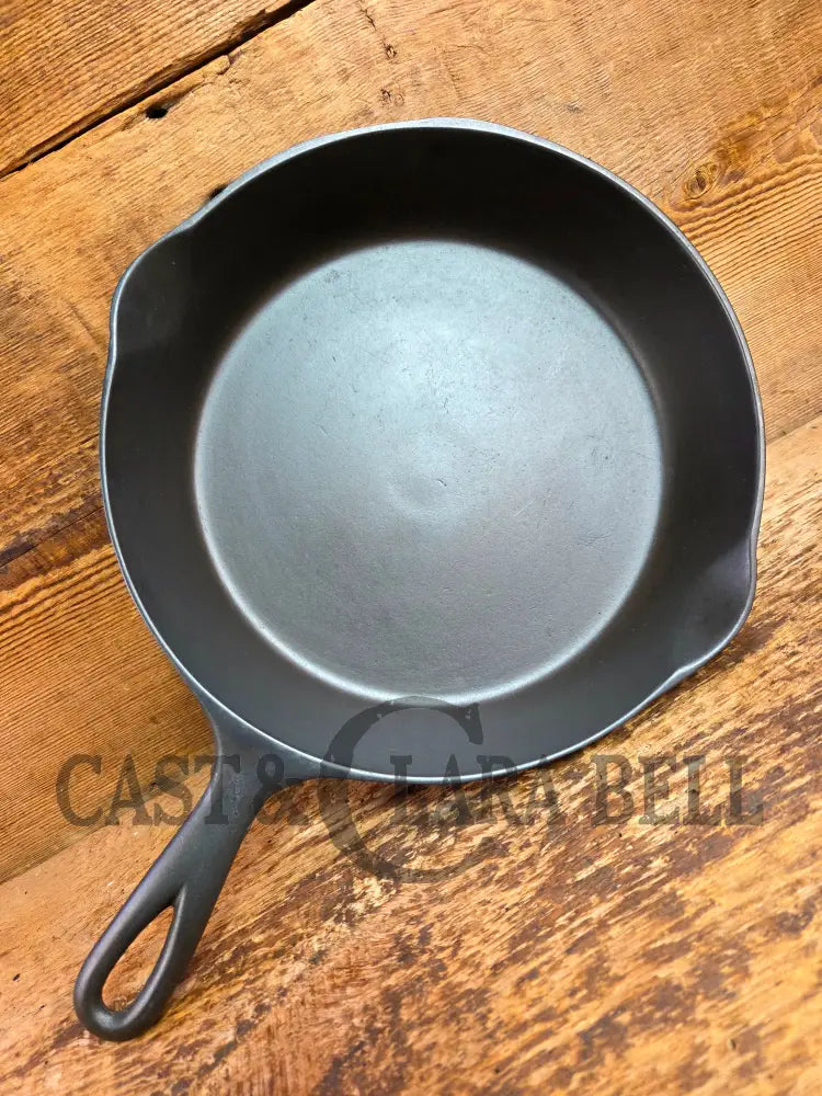 So unique! 1930βs Favorite Piqua Ware #7 Cast Iron Skillet Smiley Logo and Ghostmark CHF logo Skillet